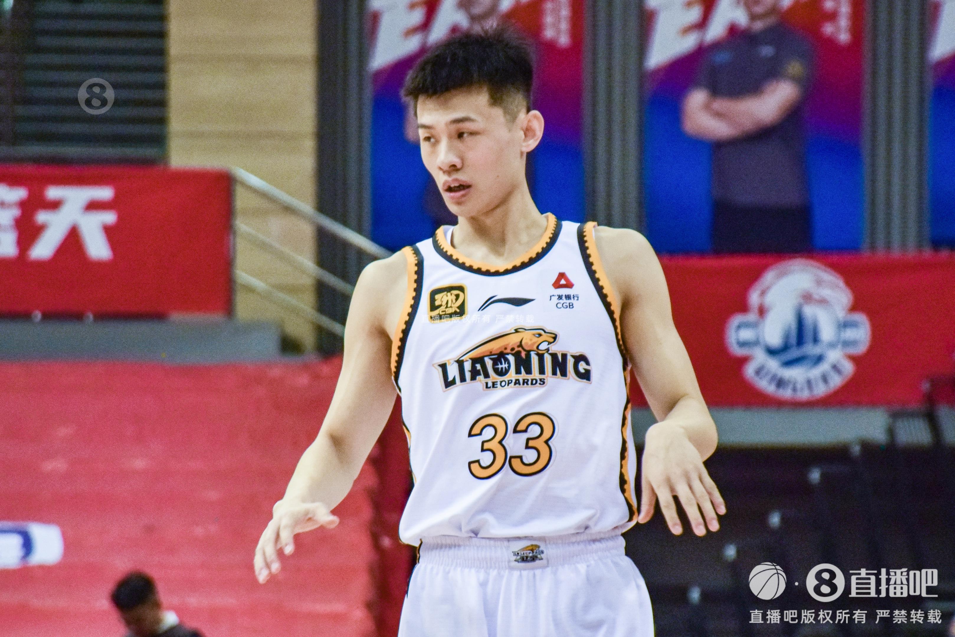 盡力了！王嵐嵚末節(jié)2記三分 全場18分鐘4中3拿到10分